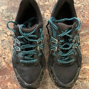 Asics Size 7 Gel women's shoes
